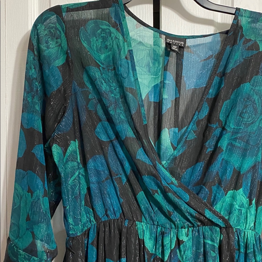 Festive Enfocus petite floral green & silver sparkle sheer lined dress size 14P - Picture 3 of 14